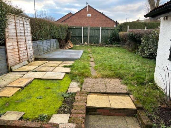 115 PARKSIDE ROAD, BEBINGTON Smith and Sons (enGB)